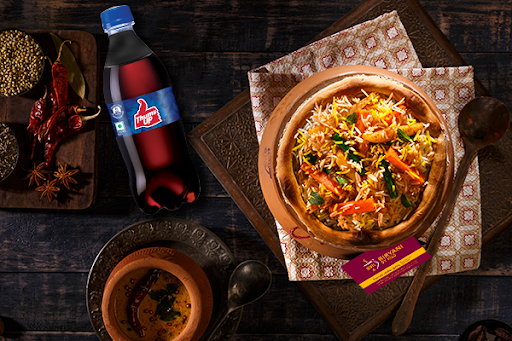 Toofani Veg Biryani + Thums Up