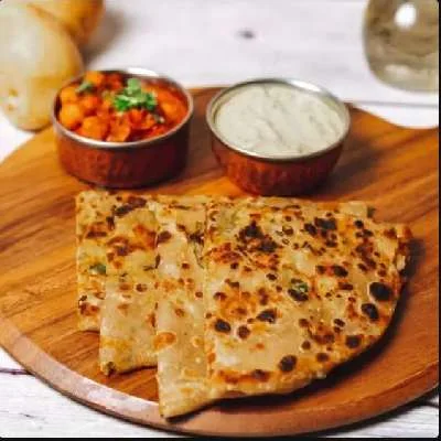 Aloo Paratha 2Pcs With Chole And Curd