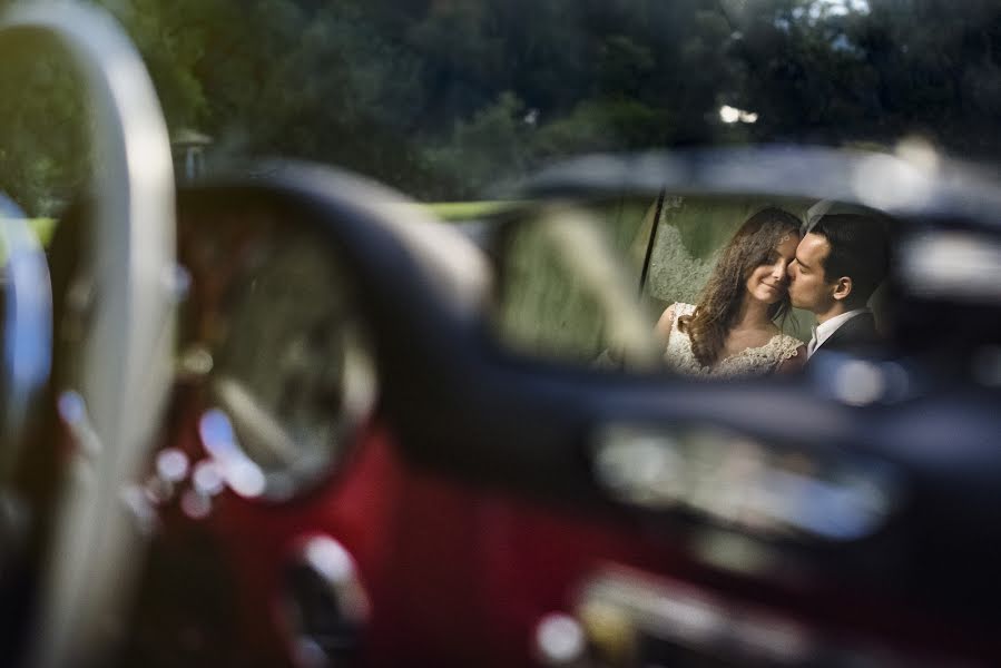 Wedding photographer Víctor Martí (victormarti). Photo of 3 October 2017