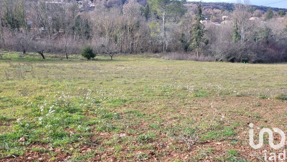 Vente terrain  1700 m² à Montmeyan (83670), 125 000 €