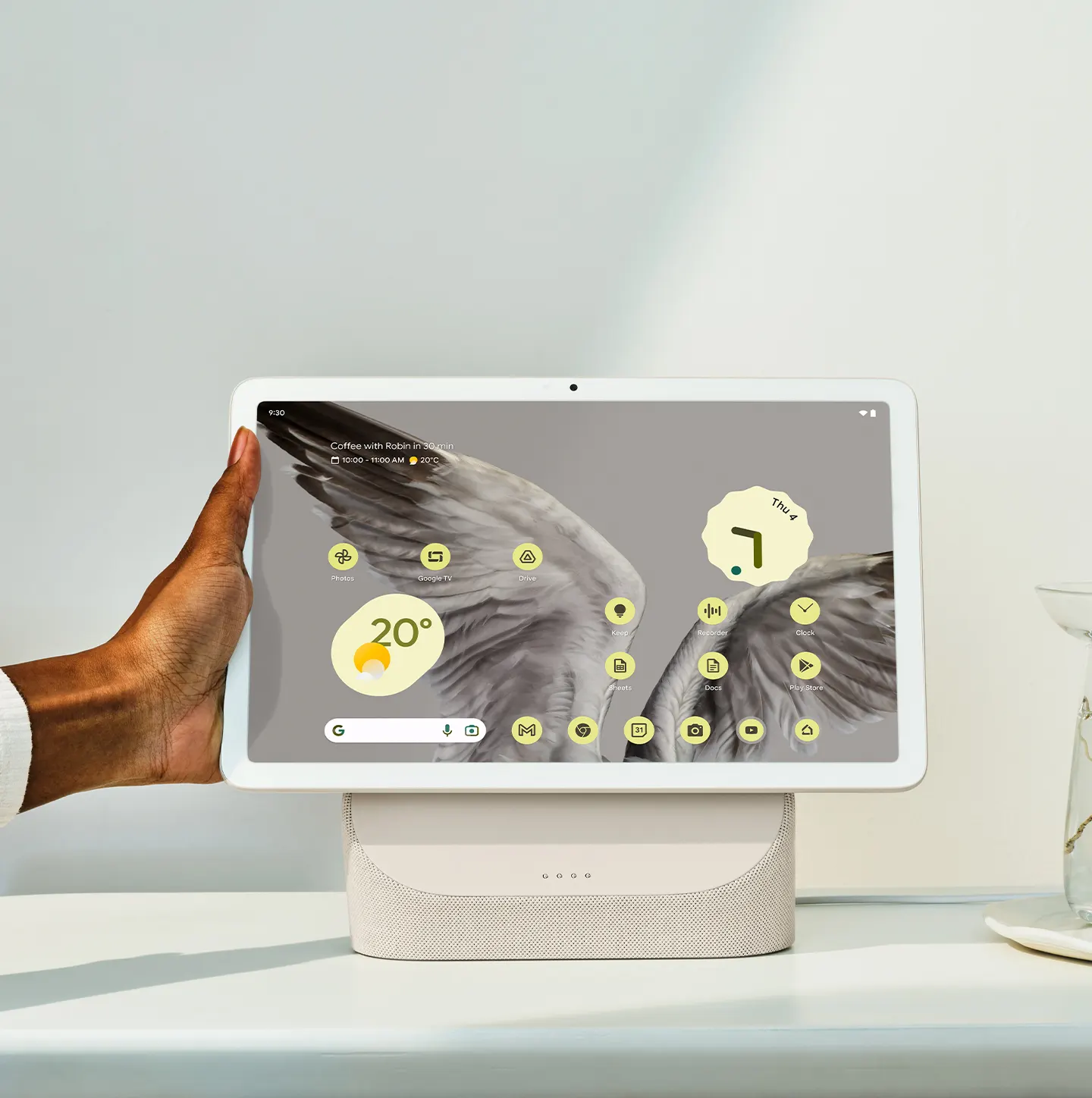 Control Your Devices with Pixel Smart Home Tablet - Google Store