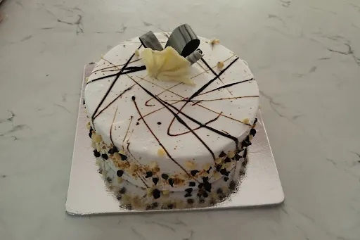 Eggless Vanilla Truffle Cake [500 Gm]