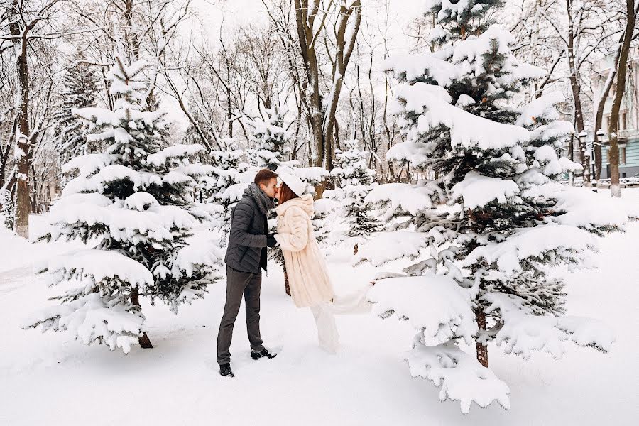 Wedding photographer Alona Zaporozhec (alenazaporozhets). Photo of 16 February 2021