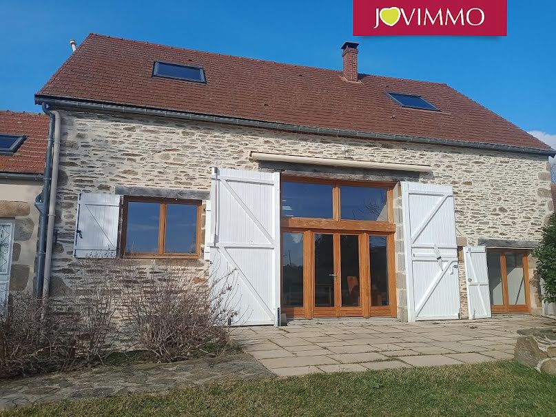 Vente maison 6 pièces 228 m² à Chouvigny (03450), 345 000 €