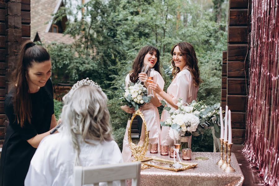 Fotógrafo de bodas Єlizaveta Gubanova (gubanova19). Foto del 9 de diciembre 2018