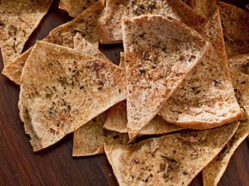 Healthy pita chips