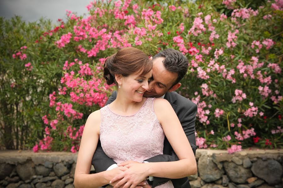 婚礼摄影师Corina Barrios（corinafotografia）。2016 6月9日的照片