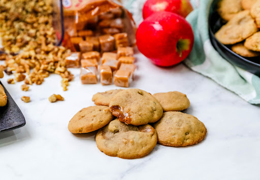 caramel apple cookies