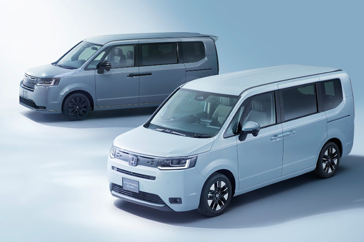 ステップワゴンのステップワゴンスパーダ・乗り換え・納車に関するカスタム事例の投稿画像2枚目