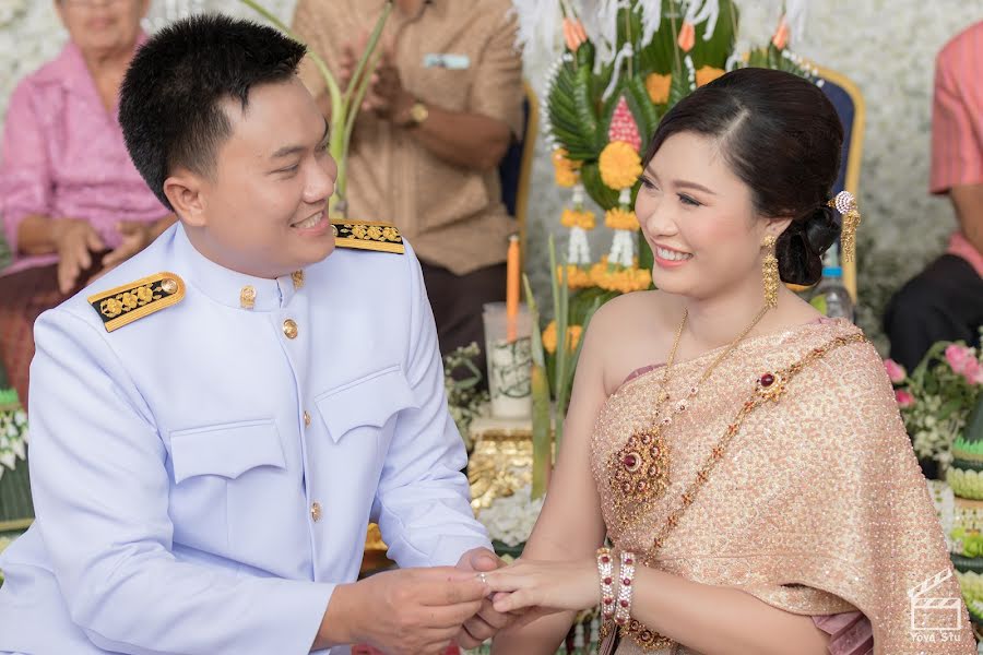 Fotógrafo de casamento Teerapong Yovaga (yovastudio). Foto de 22 de outubro 2020