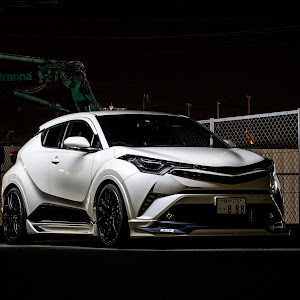 C-HR NGX50