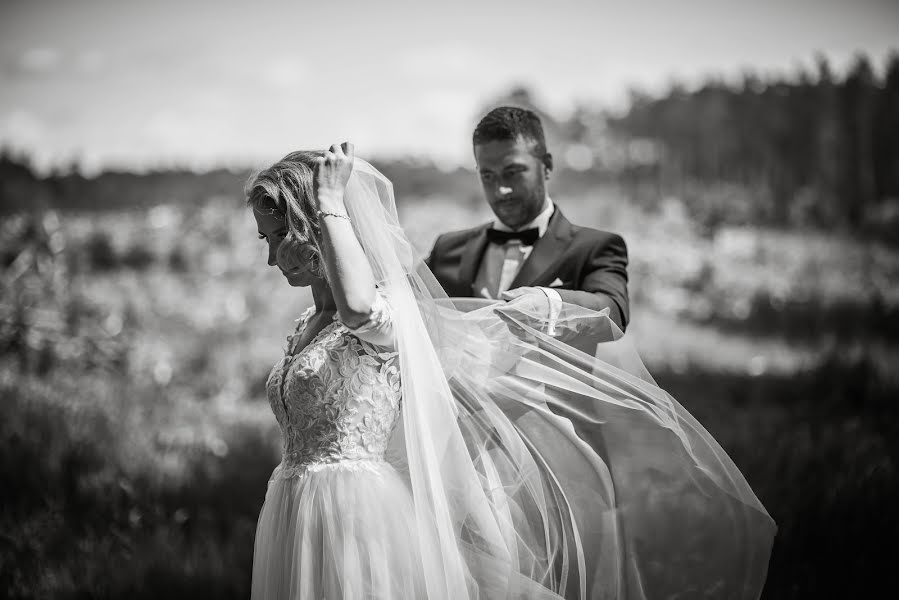 Fotógrafo de casamento Andrzej Wojciechowski (studioxy). Foto de 15 de junho 2020