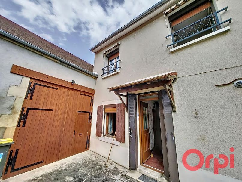 Vente maison 3 pièces 76 m² à Saint-Amand-Montrond (18200), 88 900 €