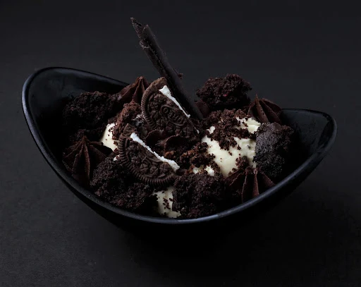 Black & White Sundae