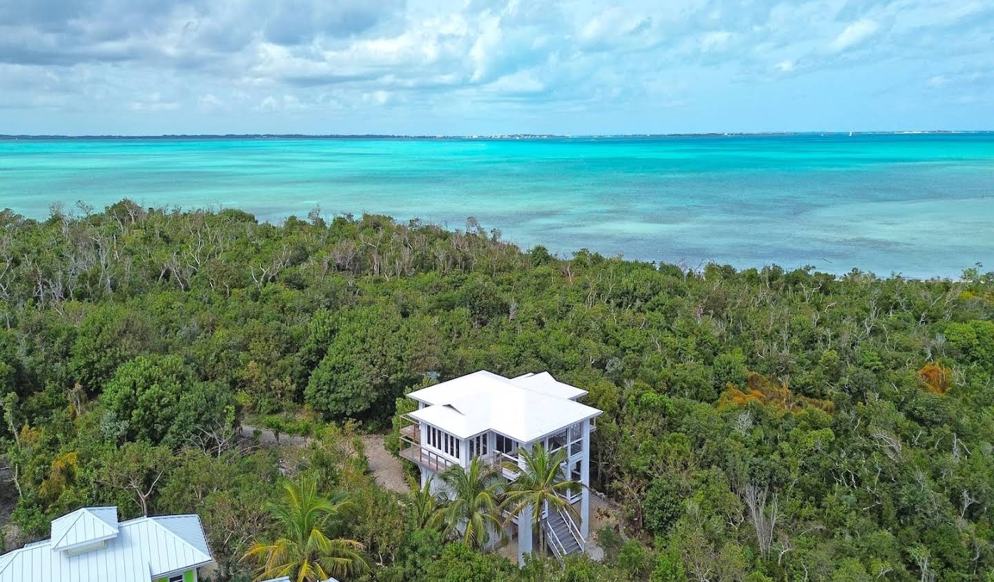 House with garden Elbow Cay