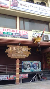 Junkyard Cafe photo 2