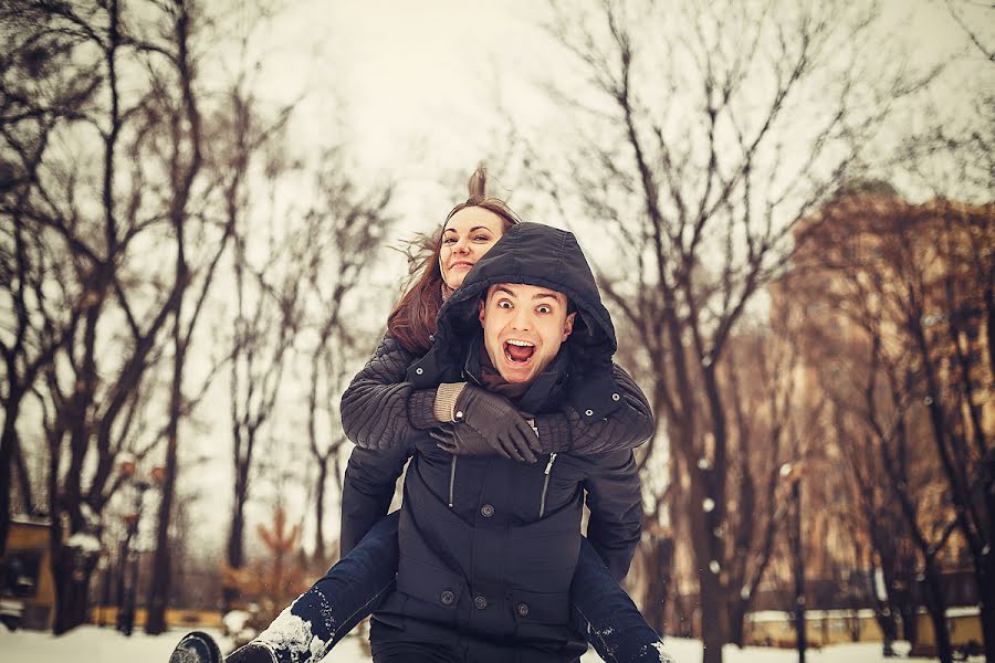 Wedding photographer Yana Gavrineva (gavrineva). Photo of 24 January 2014