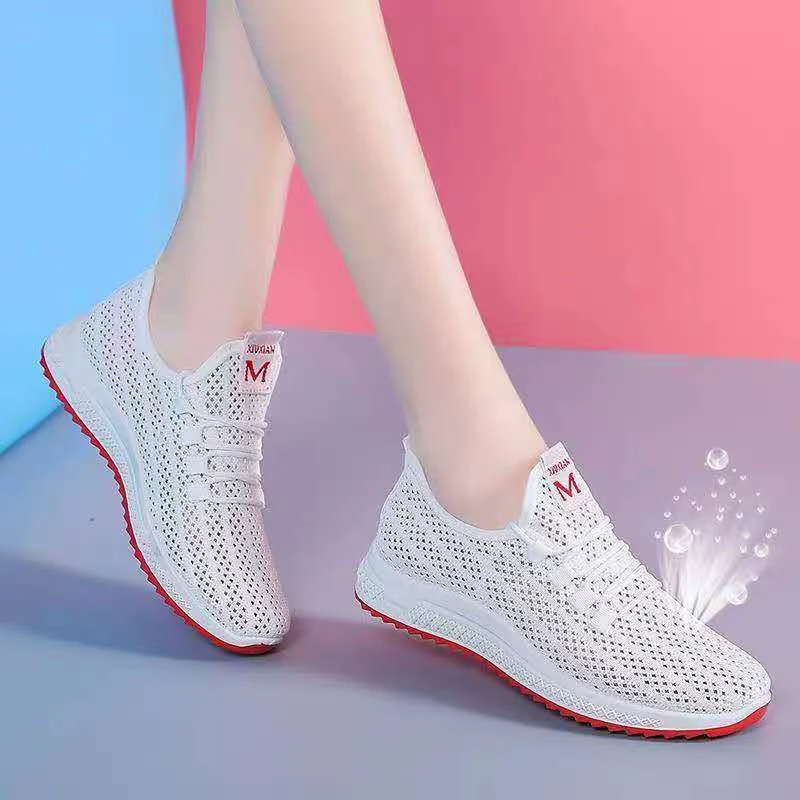 Trendy running shoes, lightweight and comfortable for training and everyday wear. Stylish lazy shoes for relaxed comfort
